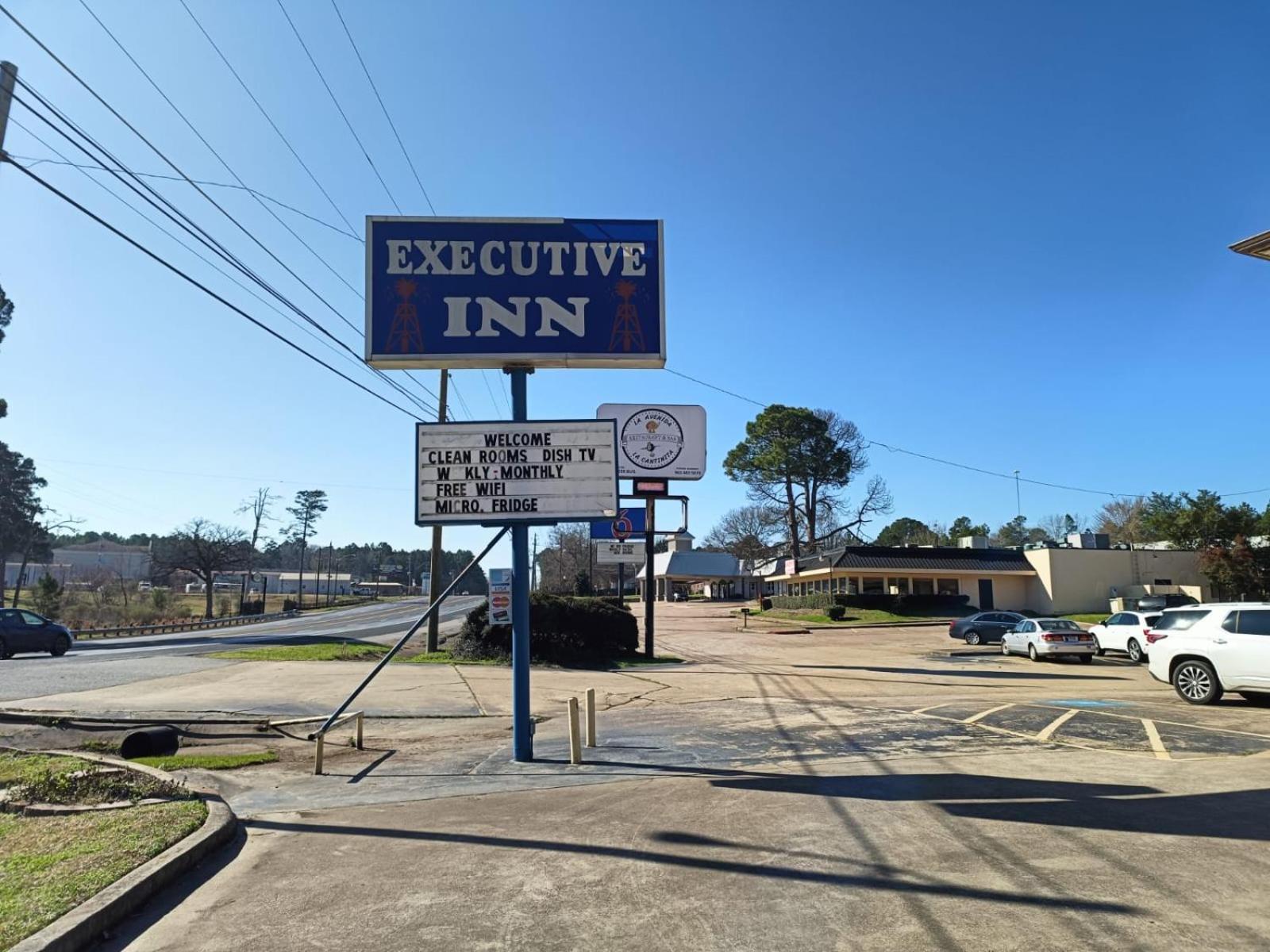 Executive Inn By Oyo Kilgore North ภายนอก รูปภาพ
