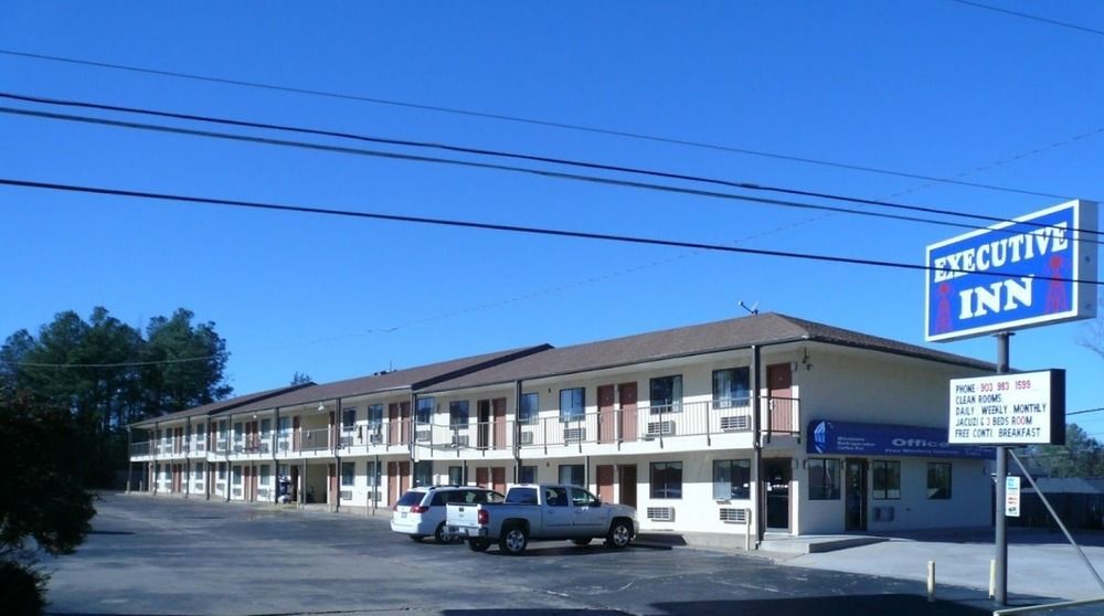 Executive Inn By Oyo Kilgore North ภายนอก รูปภาพ
